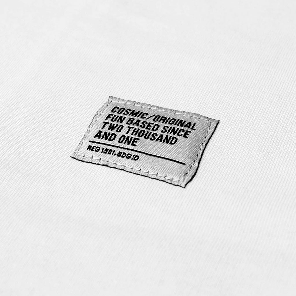 3D SHAPE WHITE - Cosmic Clothes Official