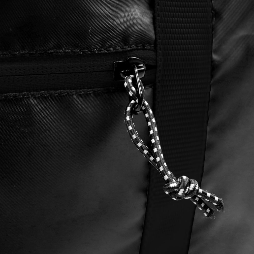 FUN PACKER BLACK - Cosmic Clothes Official