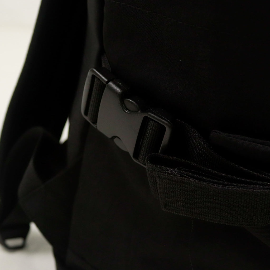 OUTO BLACK - Cosmic Clothes Official