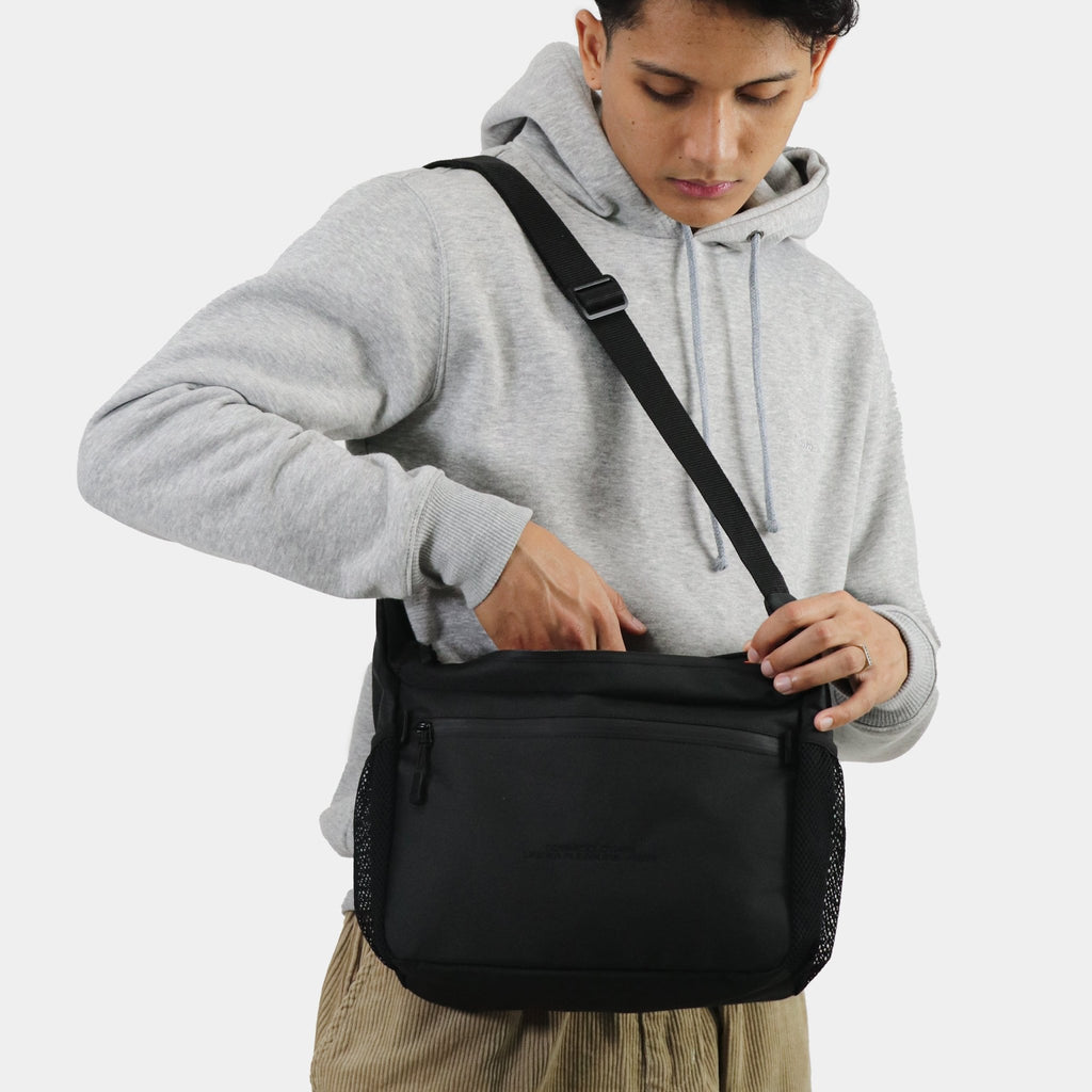 ZESTY BLACK - Cosmic Clothes Official