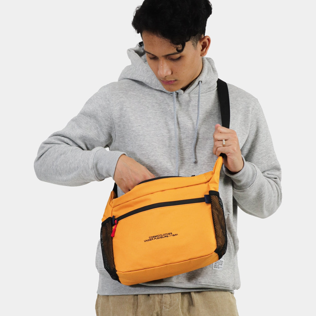 ZESTY YELLOW - Cosmic Clothes Official